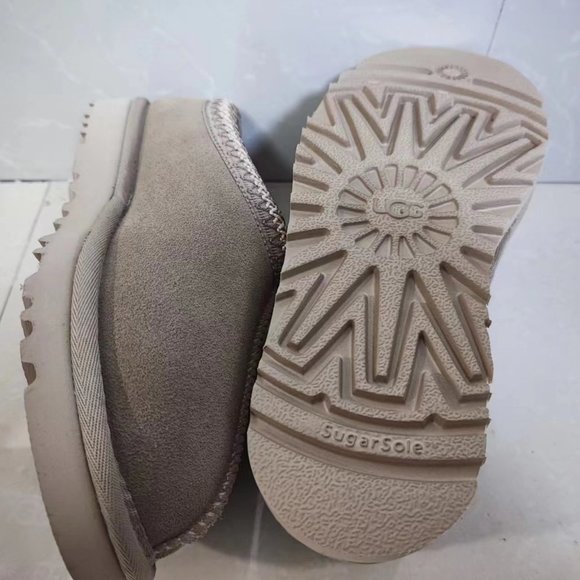 Brand New Uggs Women's Tasman Mustard Seed color - Picture 6 of 9